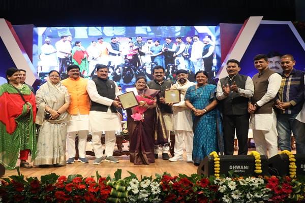 Lata Didis Voice Echoes Her Resilience: Chief Minister Dr. Yadav