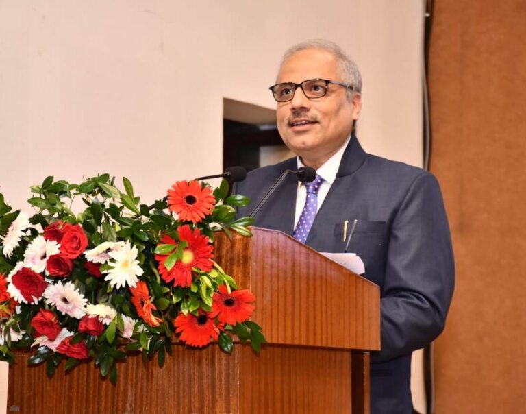 Hon’ble Chief Justice Shri Ramesh Sinha addresses colloquium of Judicial Officers in Divisional Judicial Seminar