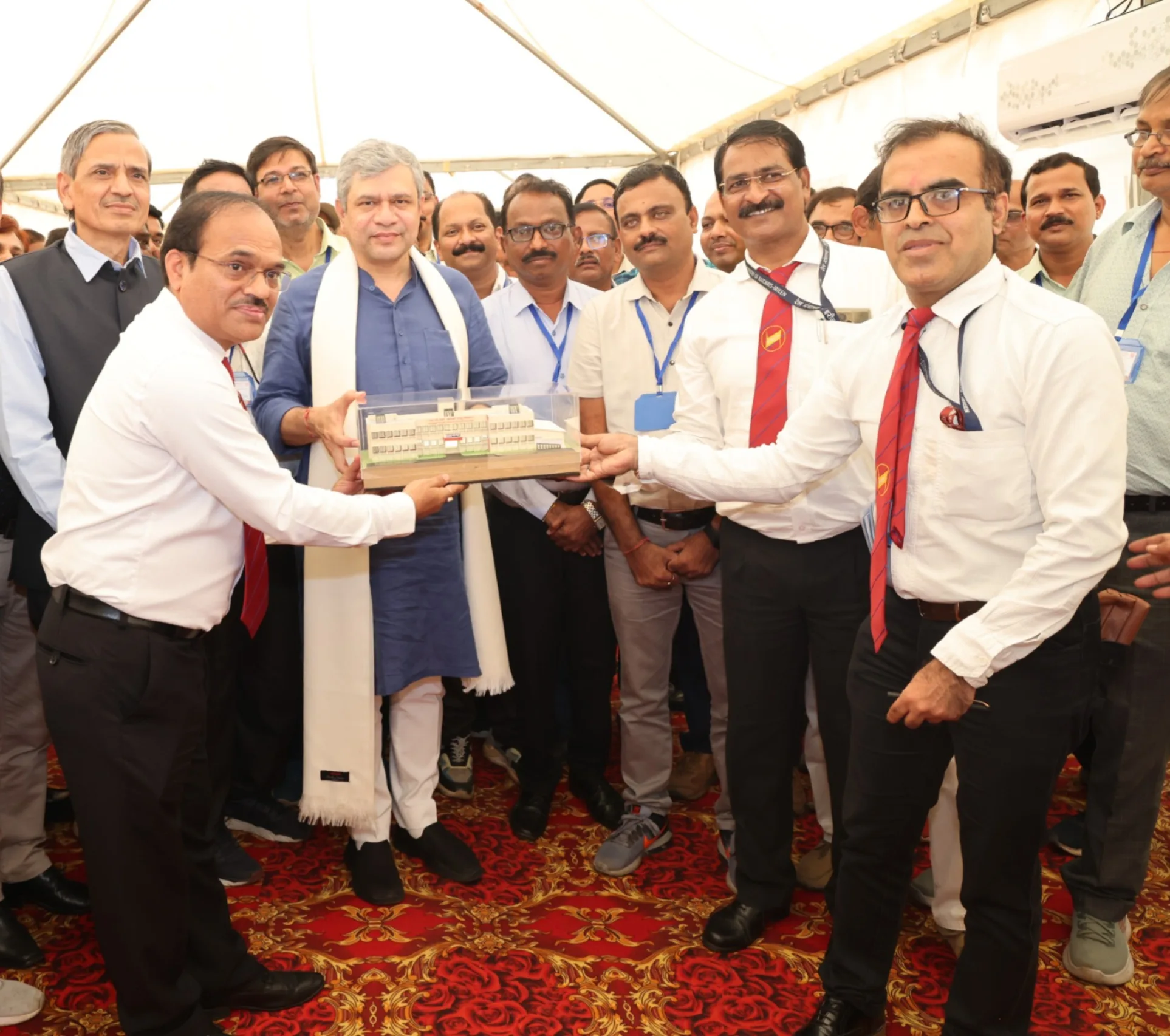 Railway Minister Interacts with Chief Loco Inspectors