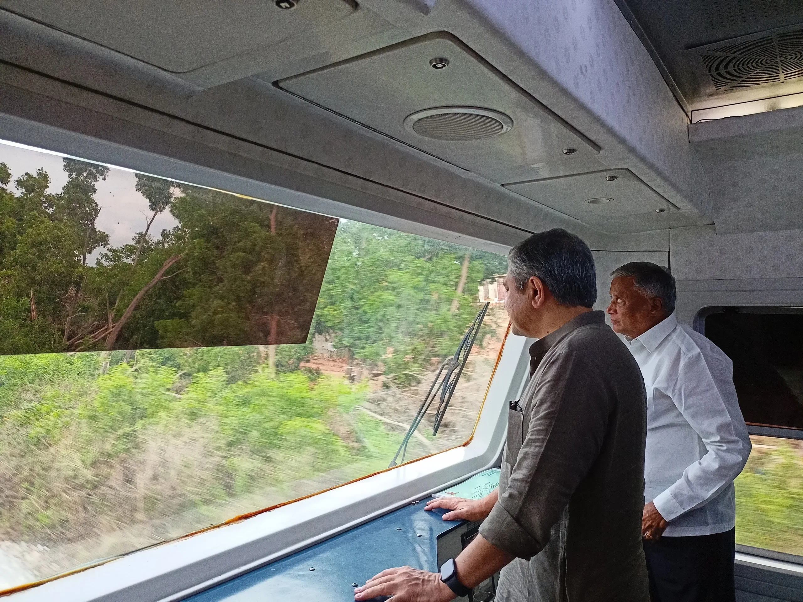 Railway Minister window trailing inspection at Bengaluru