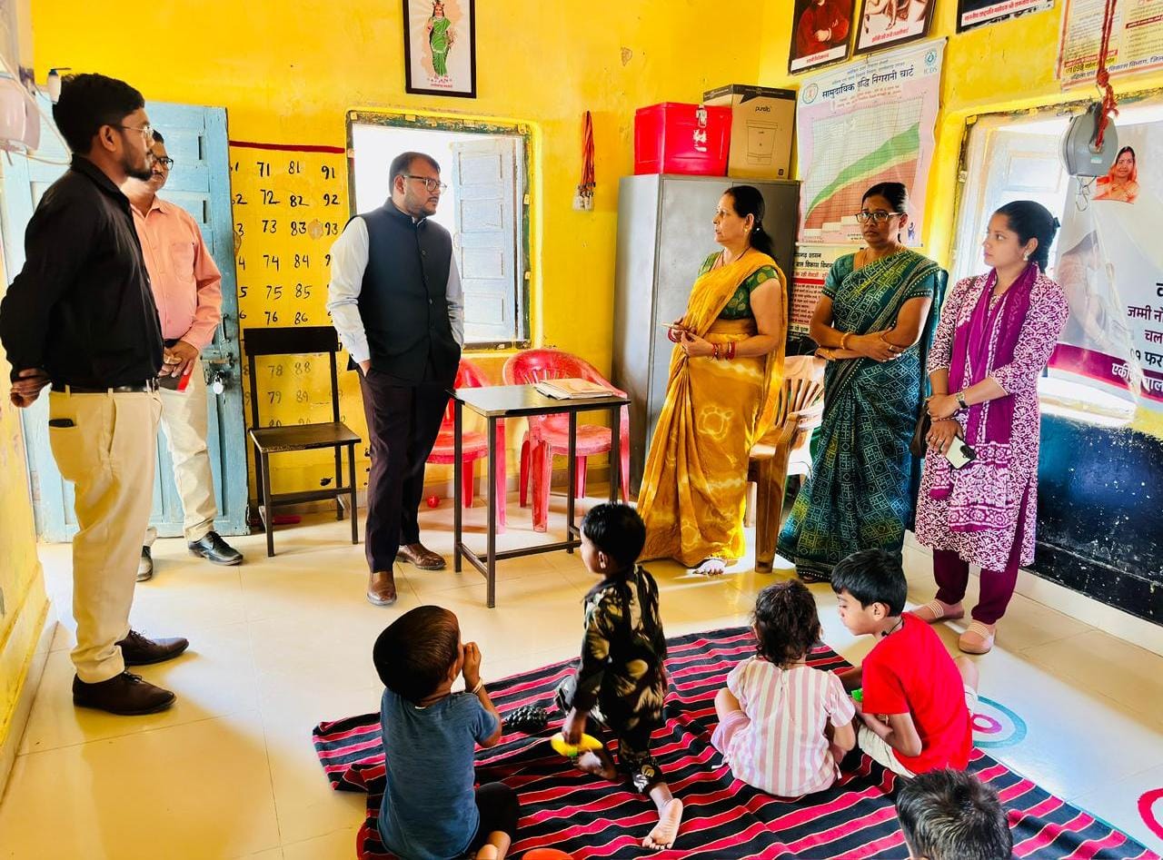 Sukma Collector inspected the status of schemes in Dornapal