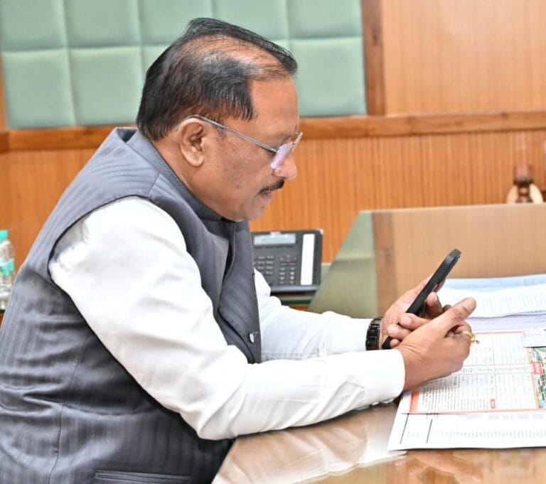  Ankit Sakni of Bijapur has succeeded in the UPSC Civil Services Examination, Chief Minister Shri Vishnu Dev Sai congratulated him.