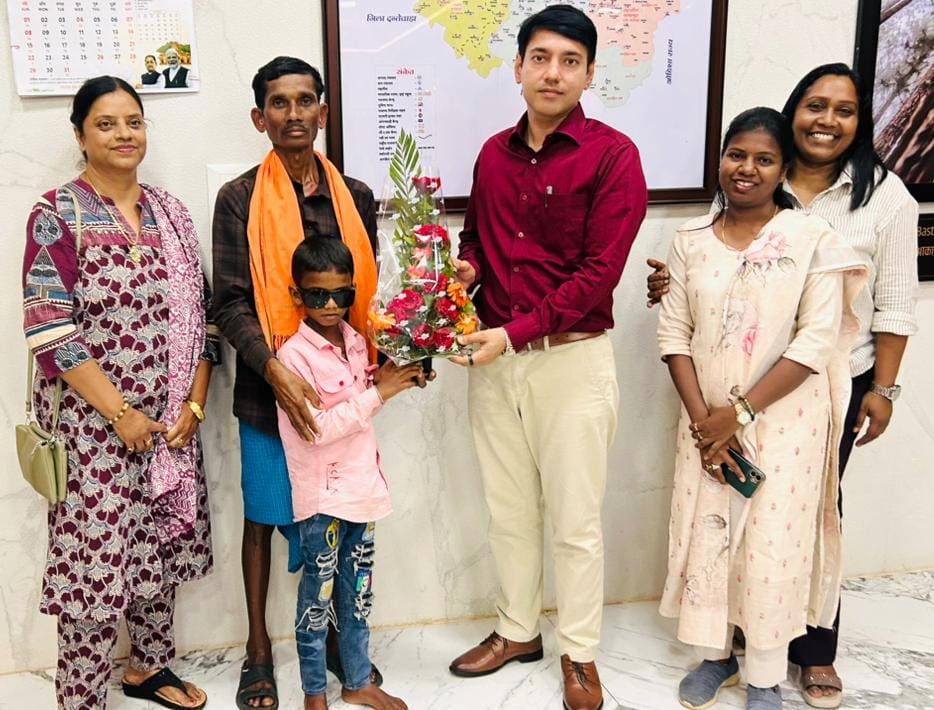 Little Lalit from Bastar regains his sight