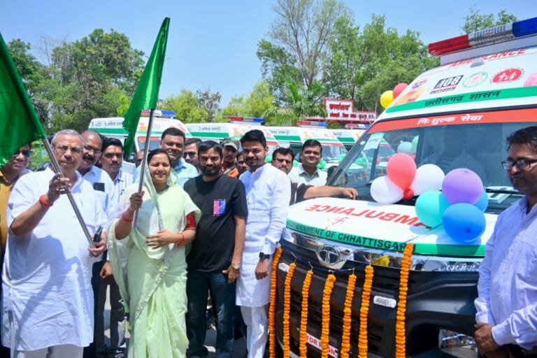 Providing prompt healthcare to every citizen is our priority: Minister Smt. Laxmi Rajwade