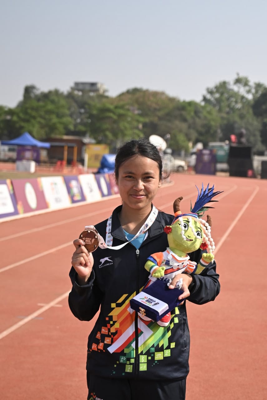  Bethlyn Makary, a young athlete from Shillong who started race-walking in January 2026, believed in herself and won a bronze medal in the Khelo India Tribal Games.