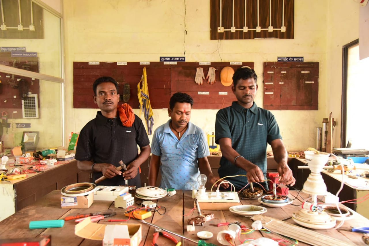 Skills, not weapons, are changing the lives of the rehabilitated: Training is being provided in the electrician trade.