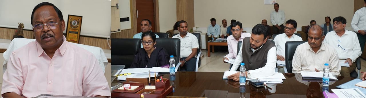 Animal Birth Control Centres will be established in all 33 districts of the state to control stray dogs: Minister Shri Ramvichar Netam