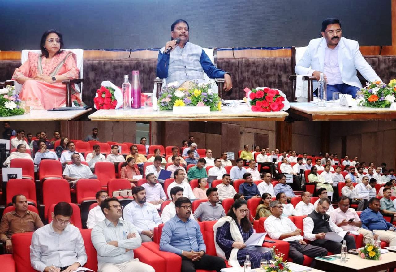 Beneficiaries should get the benefits of the schemes on time: Forest Minister Shri Kedar Kashyap