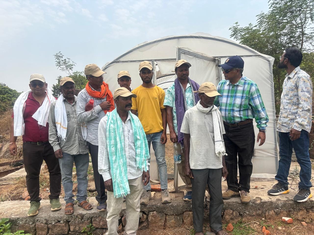  Jashpur moves towards agricultural revolution: Farmers undertake study tour in Raipur