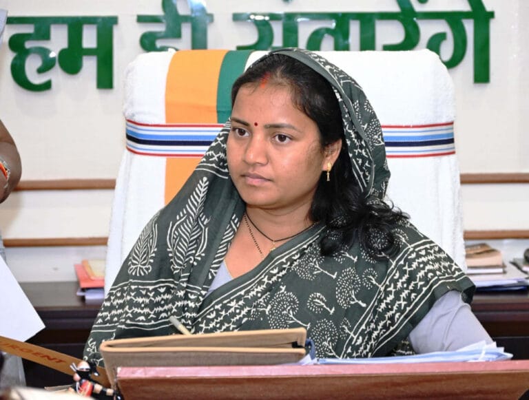 Quick relief to the families of villagers who lost their lives in elephant attacks