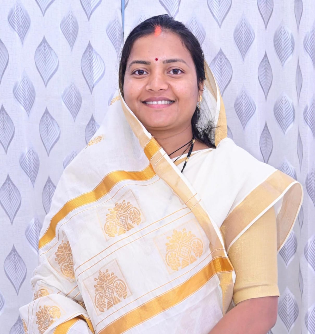 ‘Inspired by the call of Prime Minister Shri Narendra Modi, Minister Smt. Laxmi Rajwade left the special protocol vehicle’