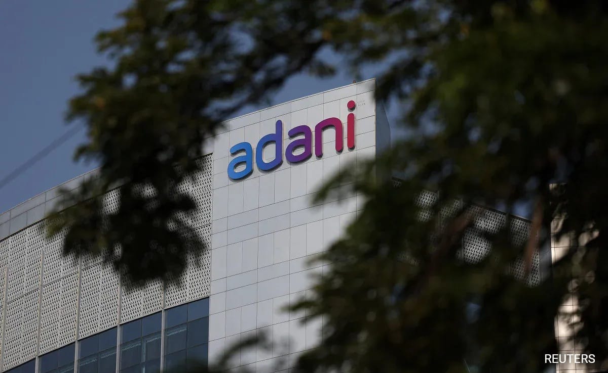 International Labour Day: Gautam Adani Emphasizes Local Employment, Better Lives, and Worker DignityAir-Conditioned Accommodation for 50,000 Workers; Daily Meal Arrangements for 100,000 People