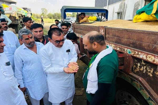 Chief Minister Dr. Yadav’s instructions are being strictly followed in procurement centres: Minister of State Mr. Panwar