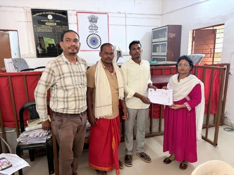 The Bastar model is a lesson for the entire country: 8,241 families have received legal rights to their land, and the administration has reached out to them.