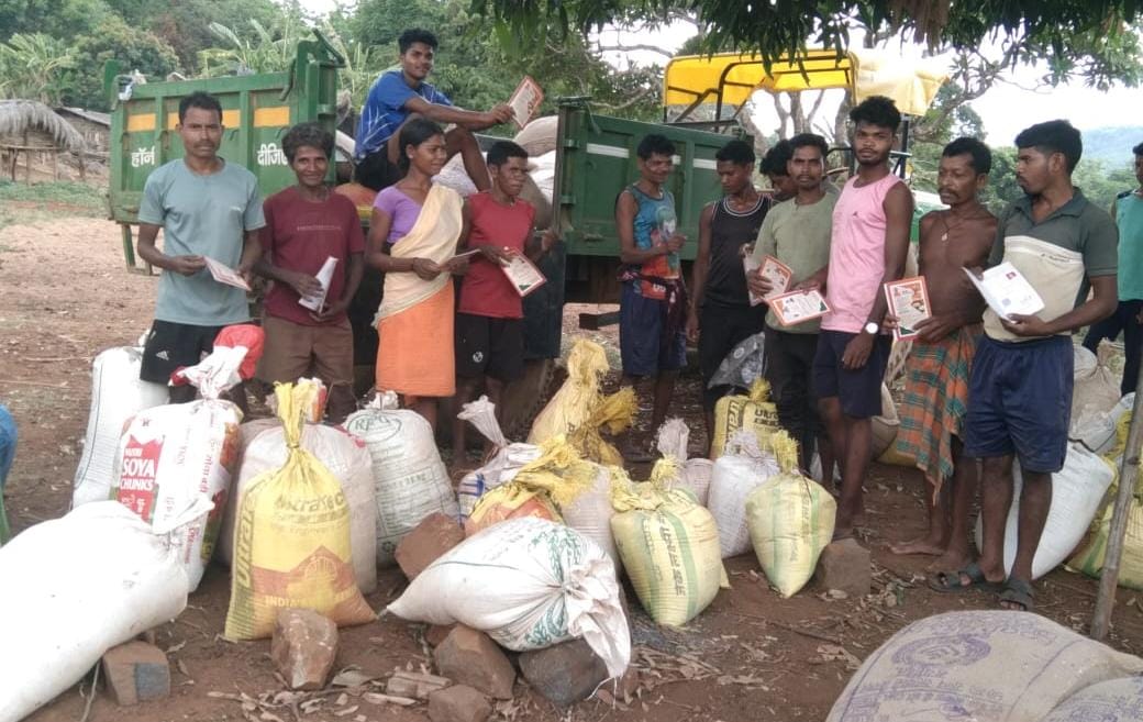 Narayanpur district administration provides major relief – Thulthuli villagers no longer have to walk 25 km; rations are available in the village itself.