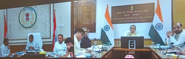 In view of El Nino, Union Agriculture Minister Shri Chouhan took information about agriculture in Chhattisgarh.