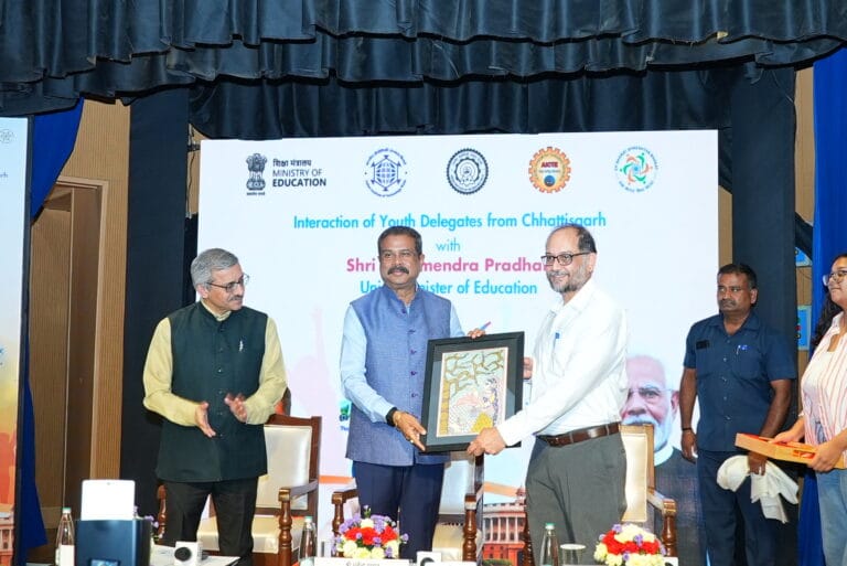 Chhattisgarh Delegates Meet Hon’ble Union Minister of Education Shri Dharmendra Pradhanunder Yuva Sangam Phase-VI