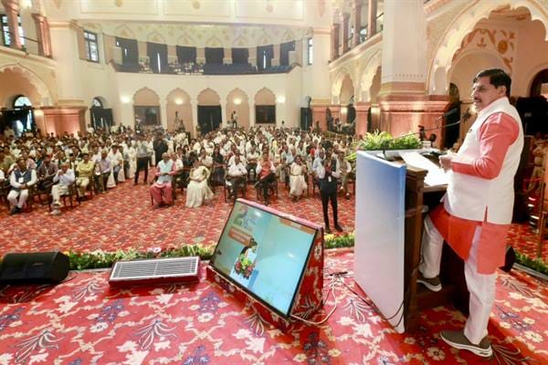 The state government is encouraging the establishment of employment-oriented industries in the region: Chief Minister Dr. Yadav