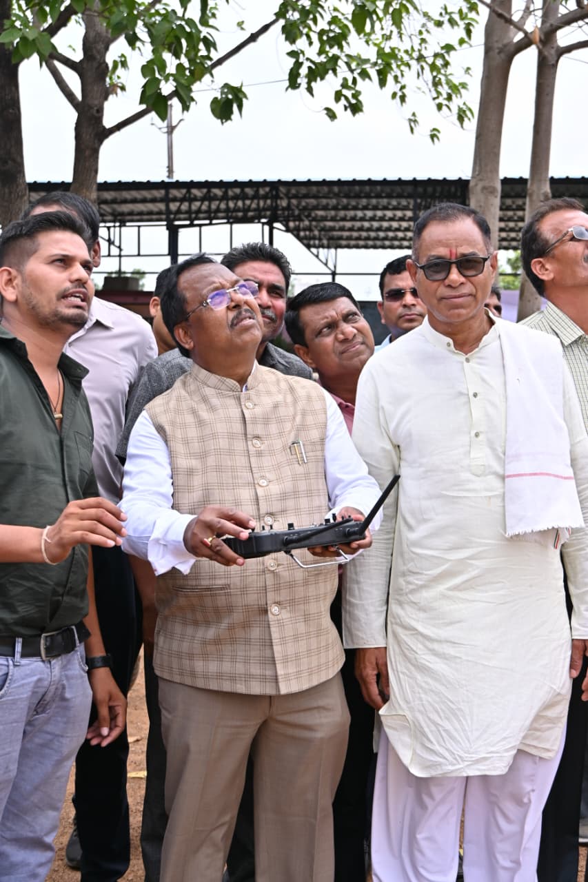 Village Puri becomes an example of livestock development through artificial insemination
