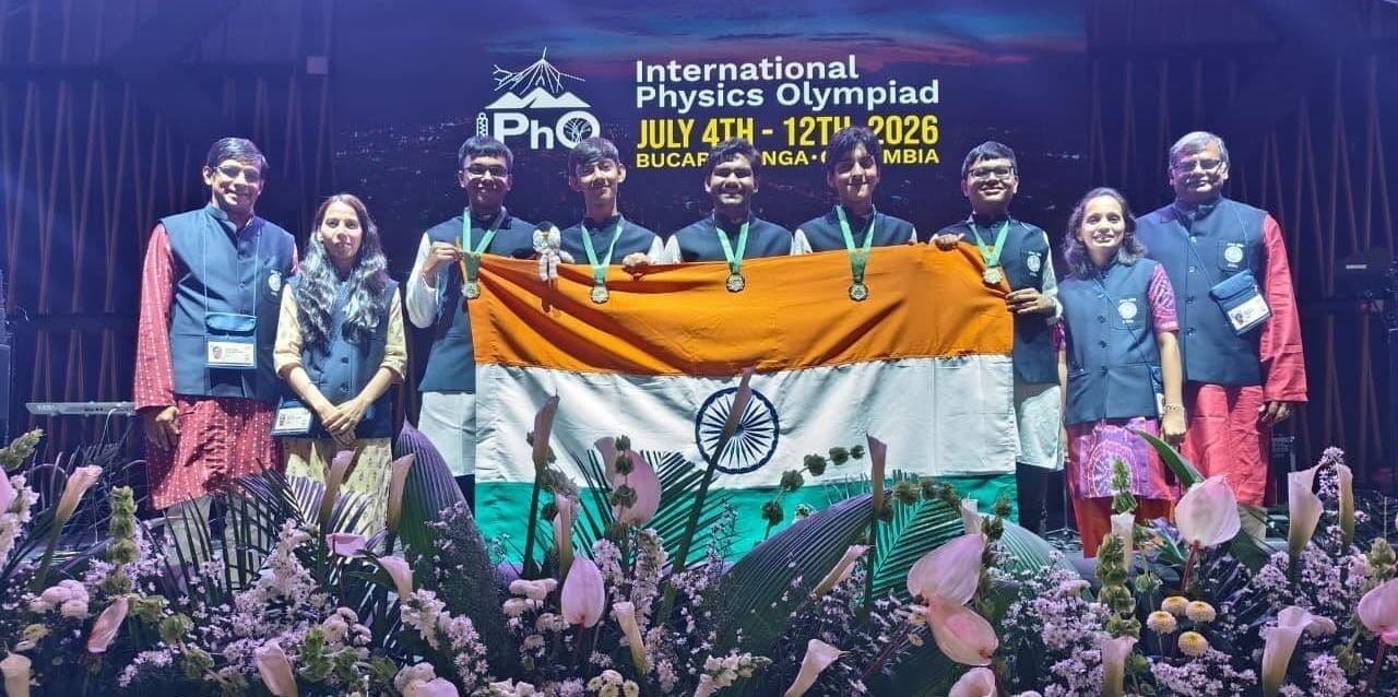  Finance Minister Shri OP Choudhary congratulated the gold medal winners of International Physics Olympiad 2026