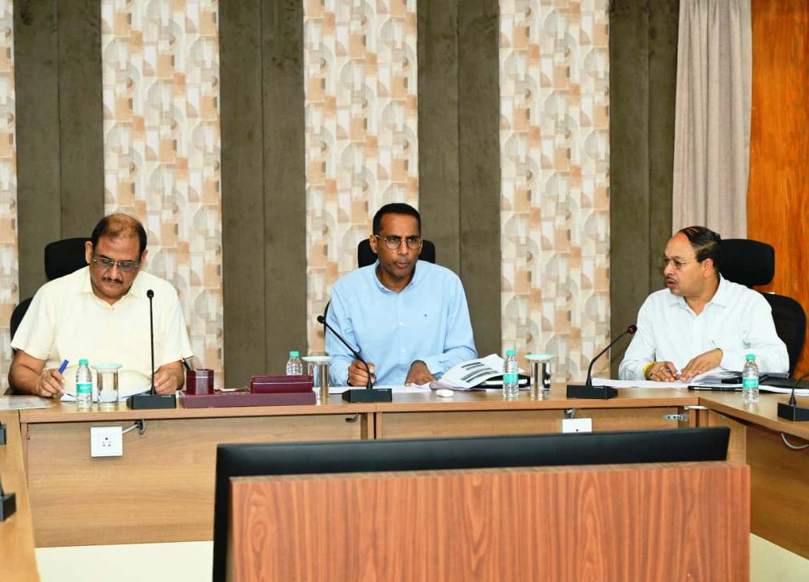 Secretary of Public Works Department reviews the progress of ongoing works in jails