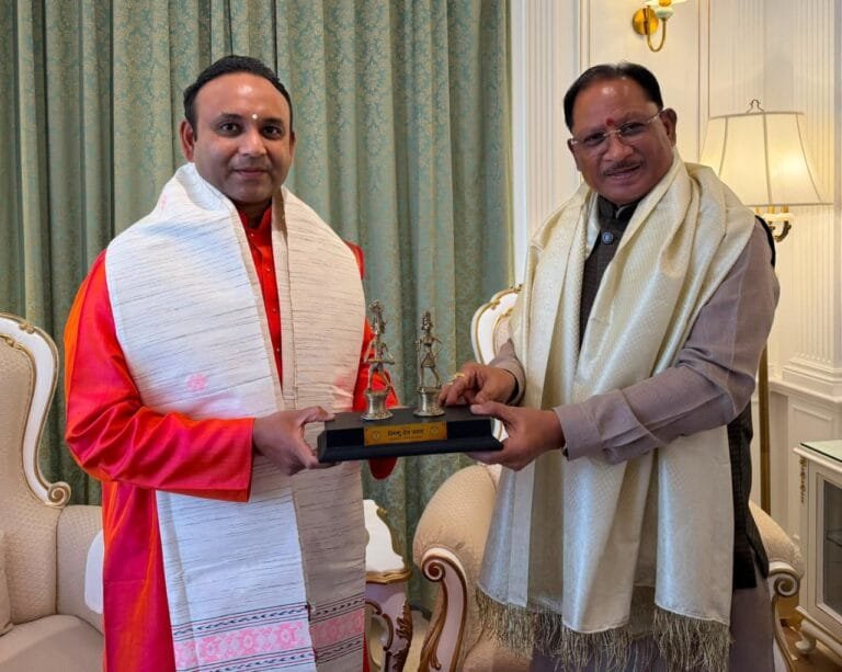 Chief Minister Shri Vishnudev Sai described the service model of Satya Sai Gram as an inspiring example of public welfare.