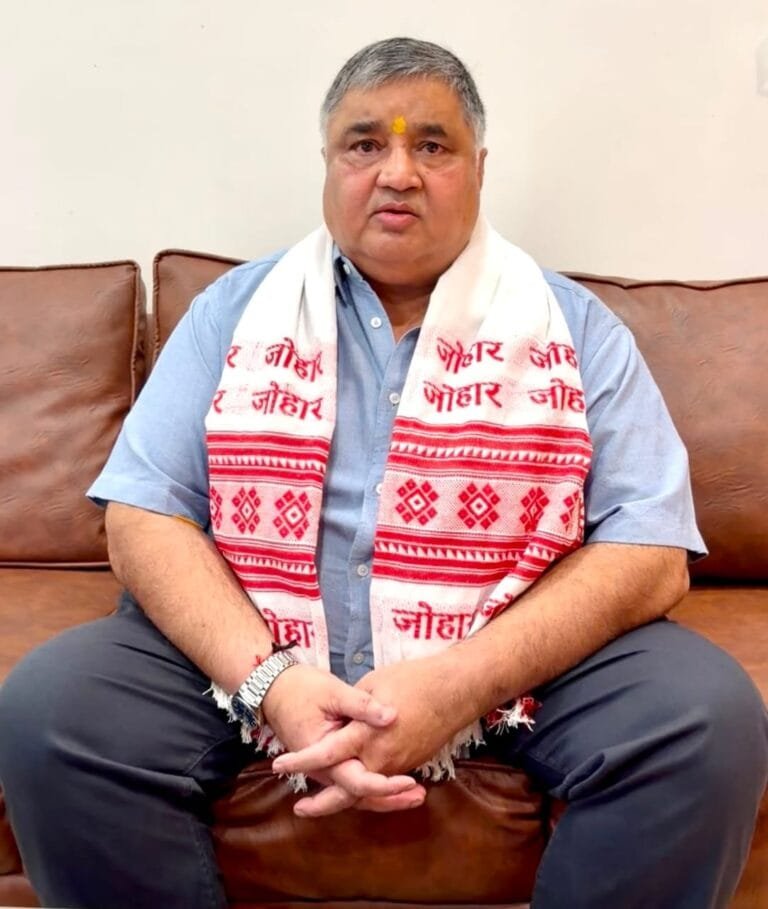 Tourism and Culture Minister Shri Rajesh Agrawal gave the message of adopting Swadeshi.