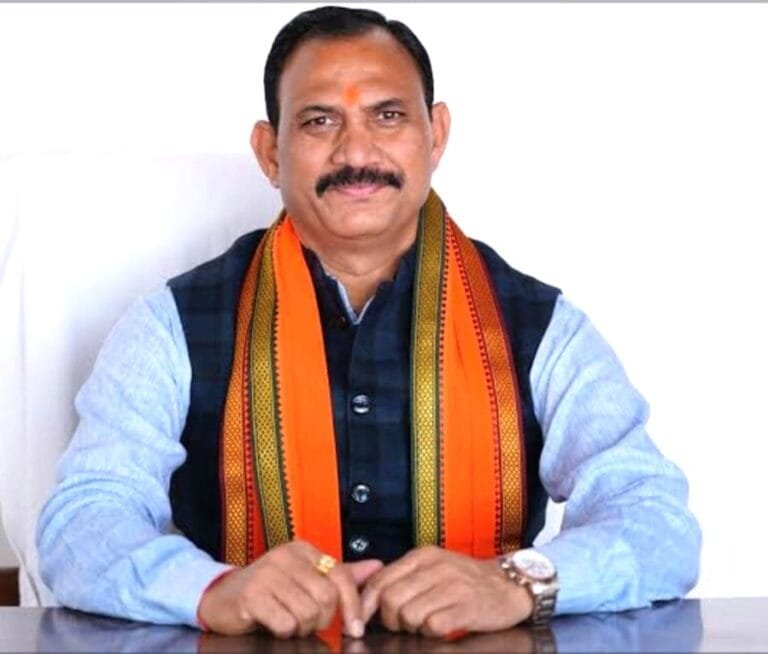 Independence Day preparations complete in Manendragarh, Cabinet Minister Shyam Bihari Jaiswal will hoist the flag.