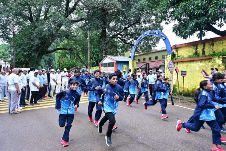 Jashpur resounds with the chants of Vande Mataram, a huge crowd gathers for the Independence Run.