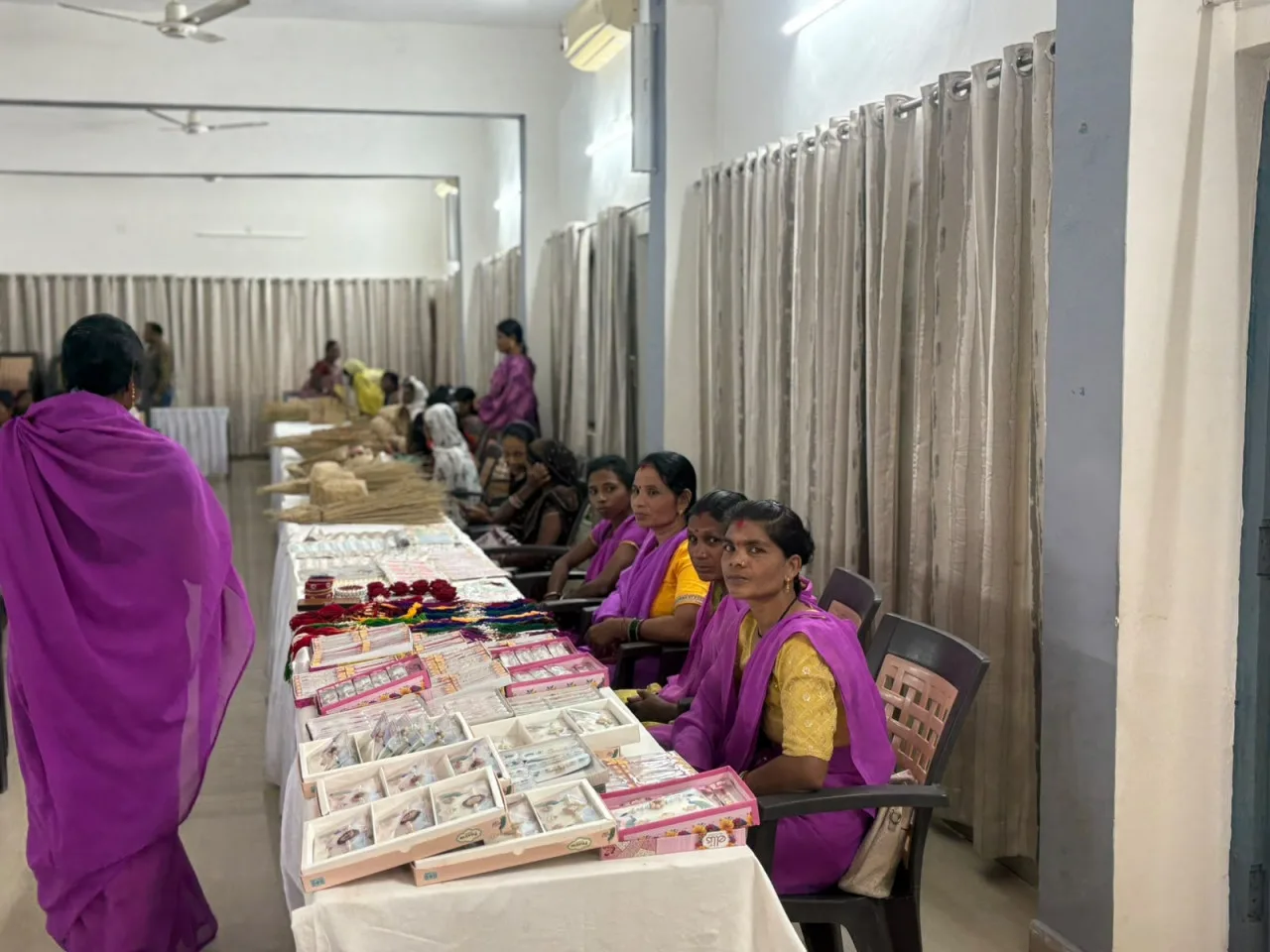On Rakshabandhan, the sisters of Bihan held the thread of self-reliance.