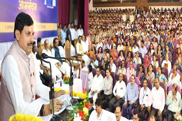 Officials will be on tour every Friday: Chief Minister Dr. Yadav