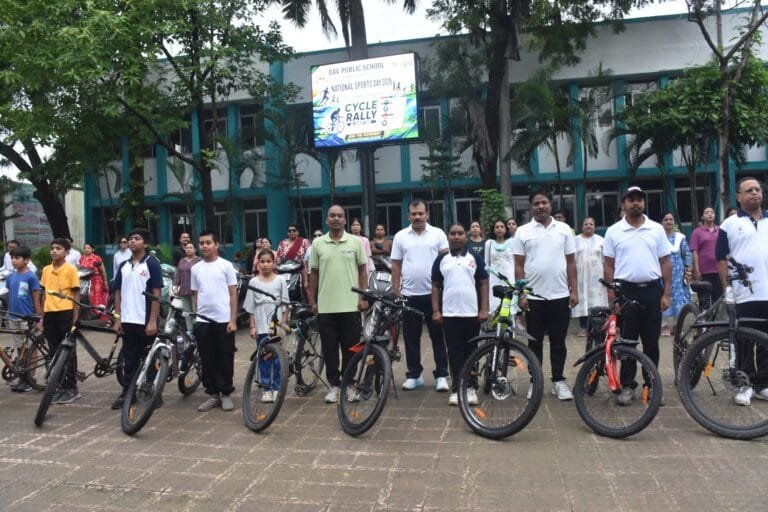 Successful Conclusion of “Colony Sports-2026” at SECL Headquarters Marking National Sports Day; Bicycle Rally Held on the Final Day