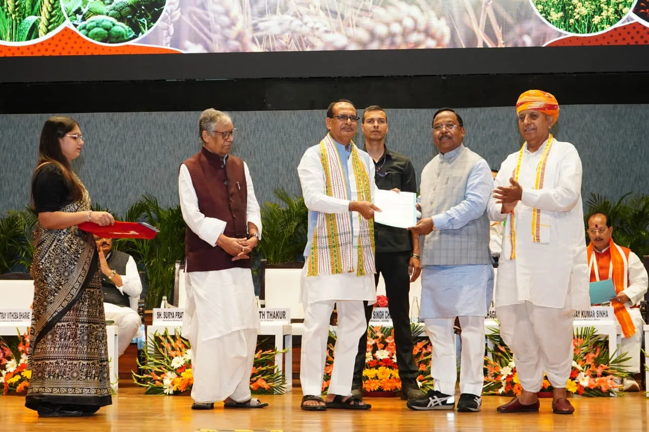 Minister Shri Ramvichar Netam attended the National Agriculture Conference in New Delhi