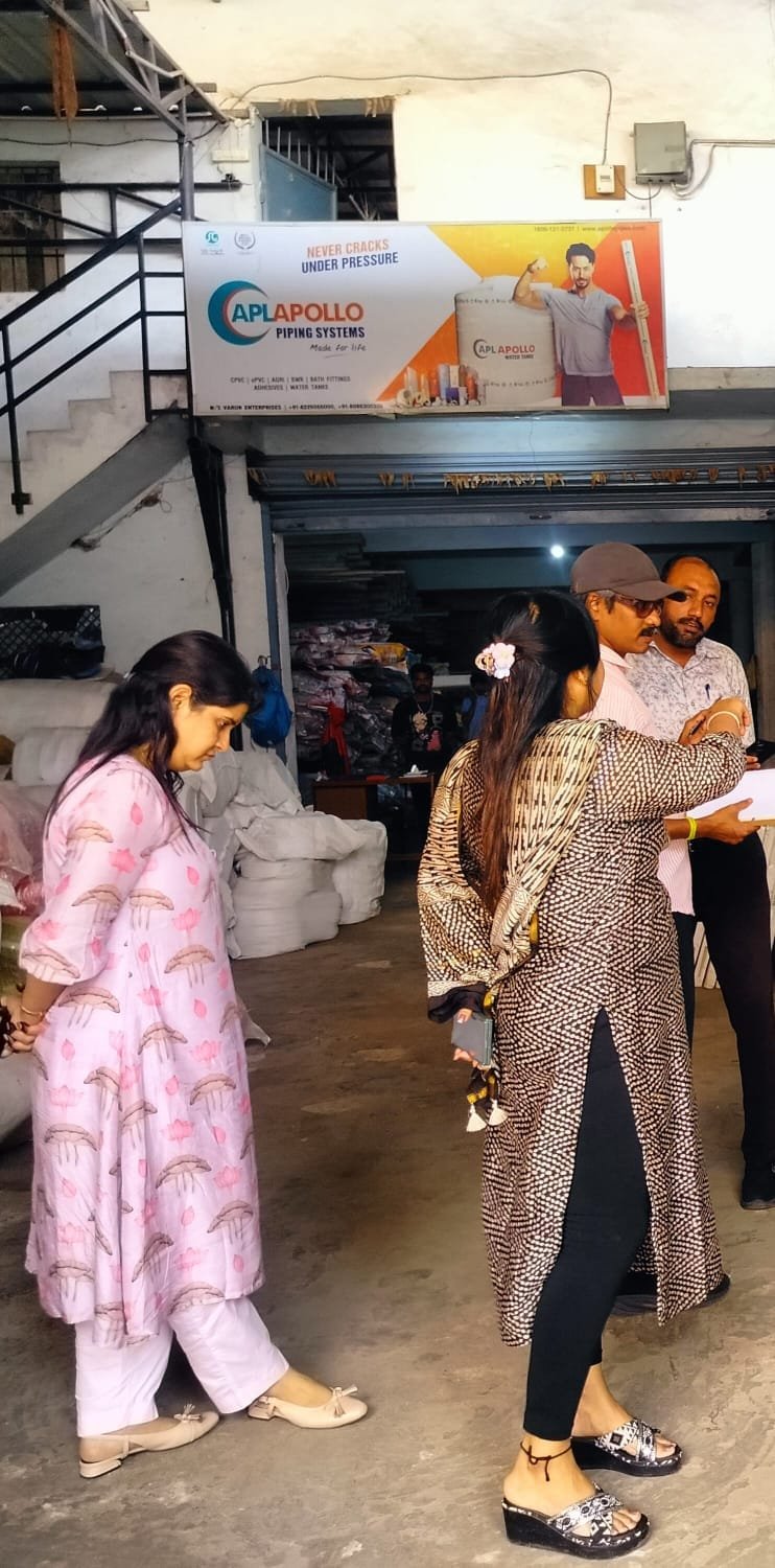 A joint team from the Municipal Corporation Zone 7 Health, Town Planning, and Revenue departments conducted field inspections; they issued e-challans totaling approximately ₹35,000 for violations such as littering and road encroachment, and issued stern warnings to the concerned shopkeepers regarding future conduct.