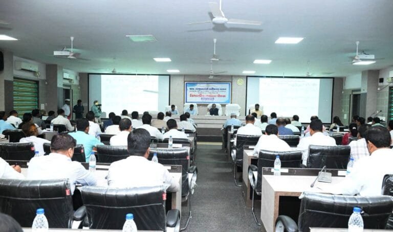 Deputy Chief Minister Shri Arun Sao reviews preparations for the ‘Seva Sankalp Abhiyan’