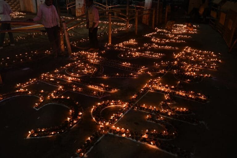 Mata Bhadrakali Temple Complex Illuminated by 11,101 Diyas: Prayers Offered for the Prime Minister’s Long and Healthy Life