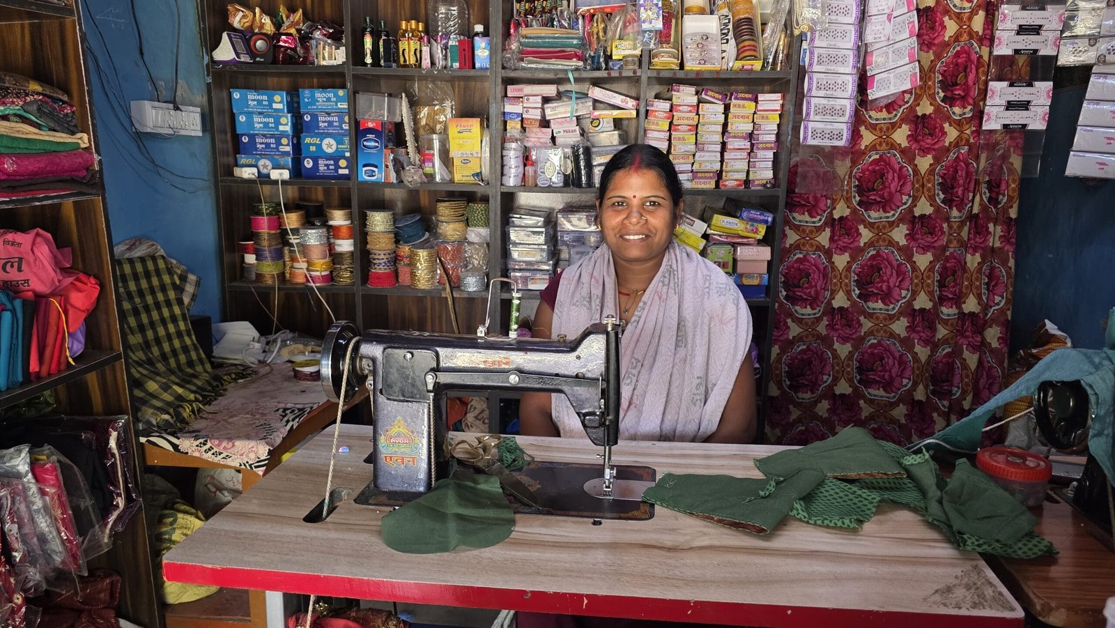 A Story of Empowerment: Yashoda Boosts Her Tailoring Business with ‘Mahtari Vandan’ Funds