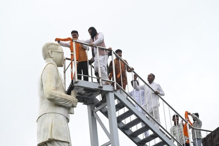 Make cleanliness a habit; only then will cities become clean, beautiful, and healthy: Shri Arun Saw