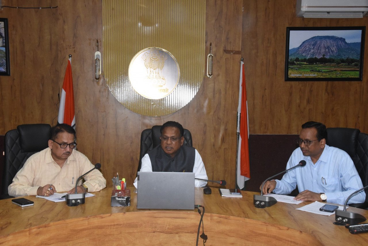 All government and private hospitals will have to complete the process of biomedical waste management within seven days.