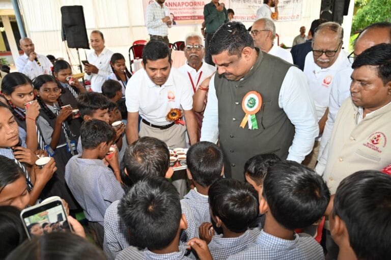 Education Minister Shri Gajendra Yadav Launches ‘SaiSure Nutrition’ Pilot Project in Schools