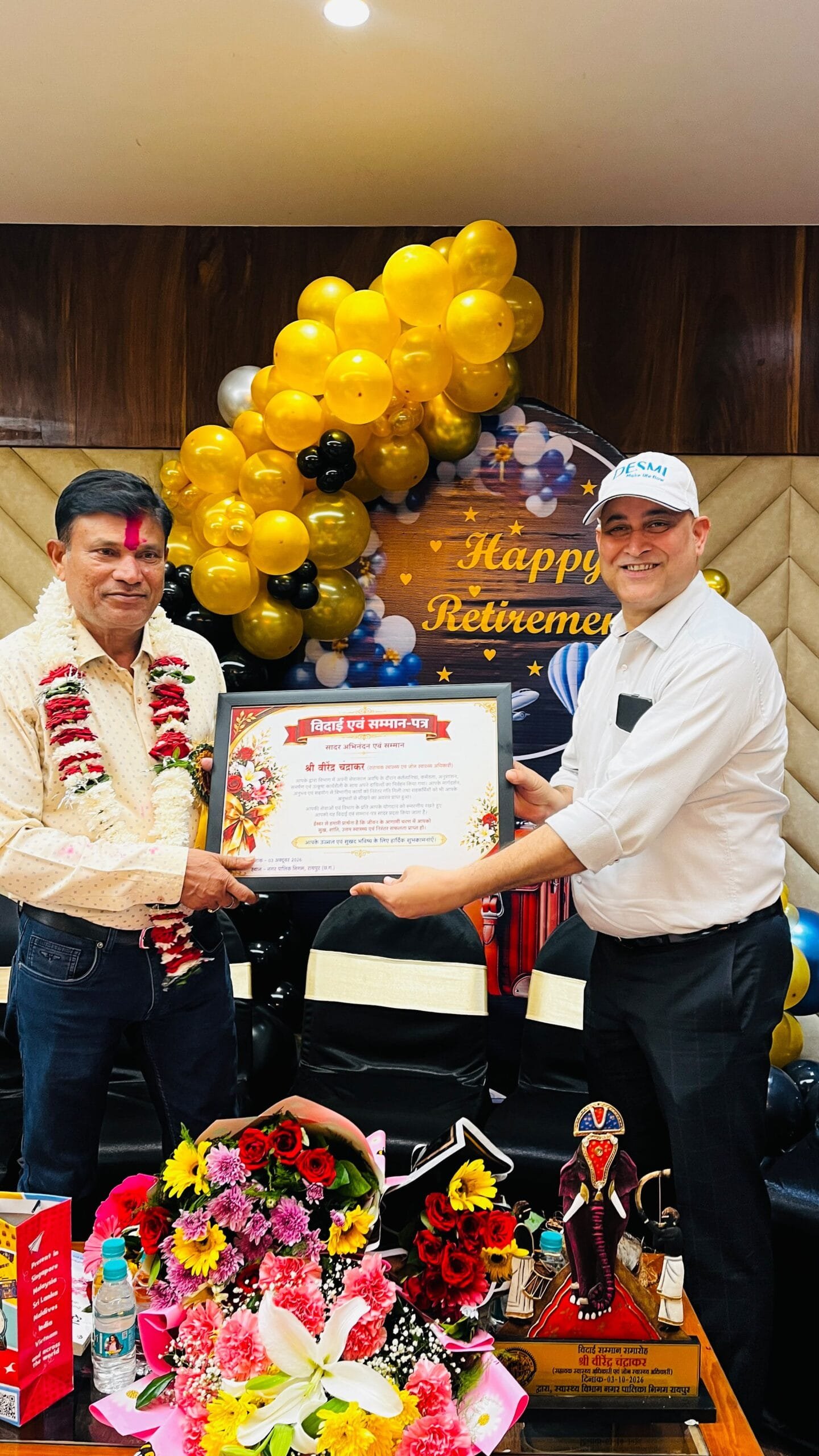 Raipur Municipal Corporation Zone Health Officer Virendra Chandrakar Honored Upon Retirement