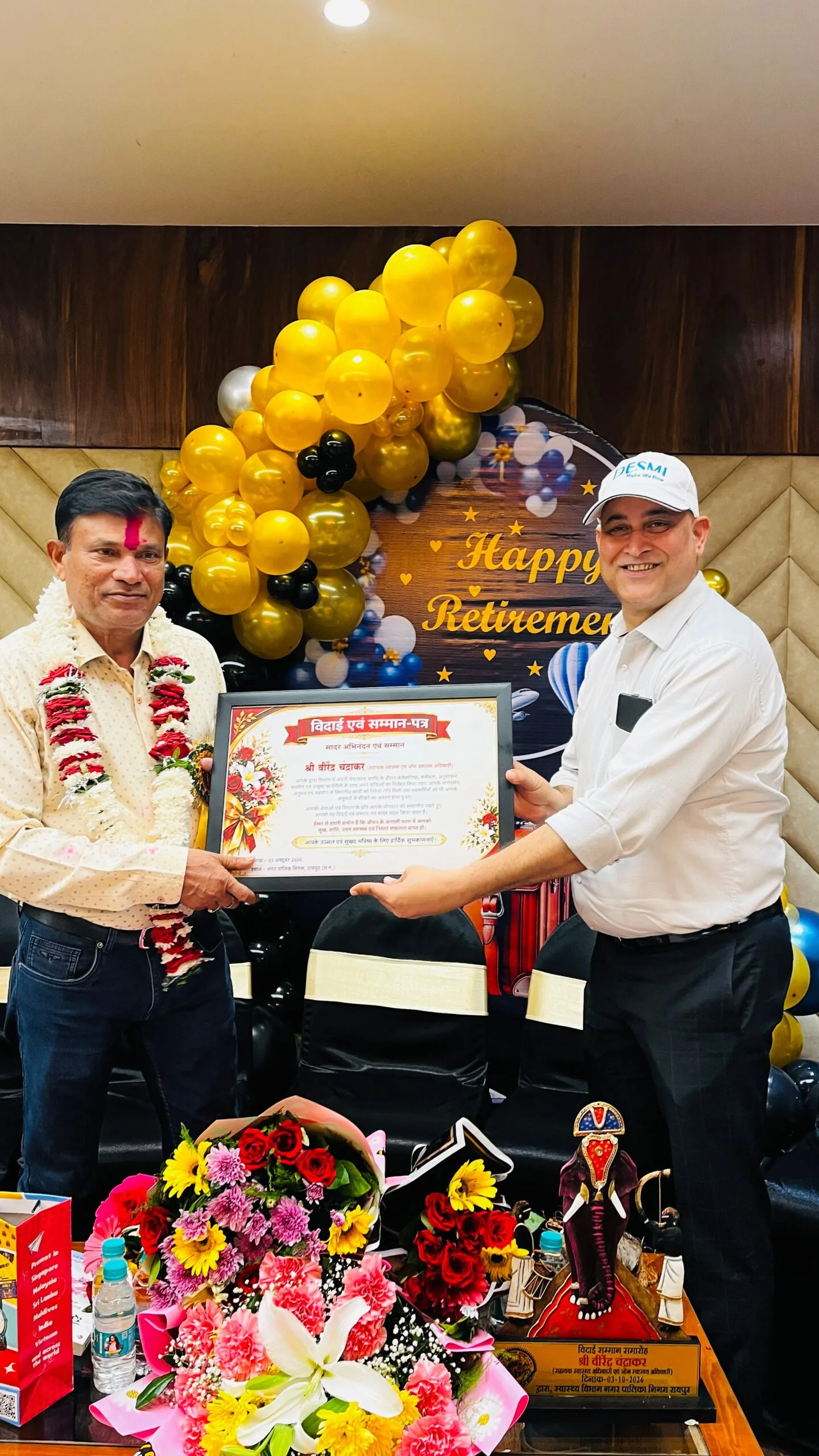 Raipur Municipal Corporation Zone Health Officer Virendra Chandrakar Honored Upon Retirement