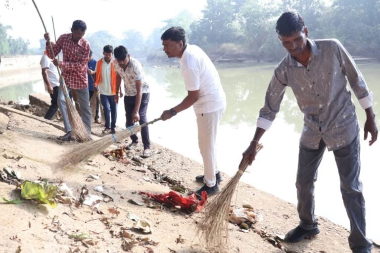Cleanliness Drive Conducted with Public Participation at Rampur Ashram