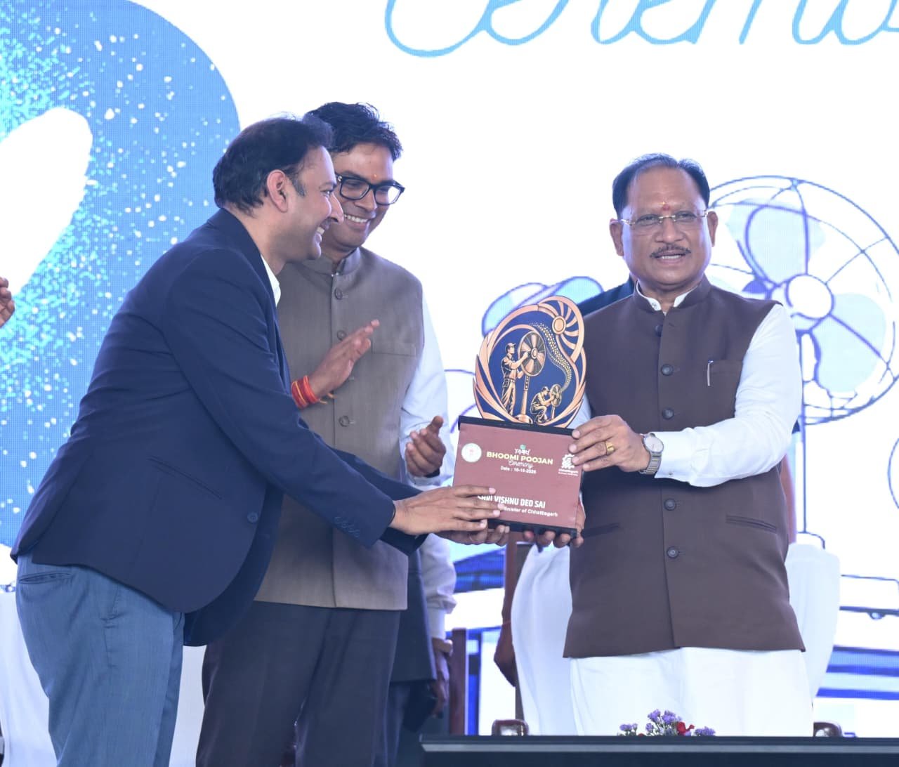 Government creating new employment opportunities for youth by promoting labor-intensive industries in Chhattisgarh: Chief Minister Shri Vishnu Deo Sai