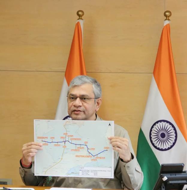 Satna–Devendranagar (53 km) and Rewa–Churhat (65 km) rail sections dedicated to the nation; Vindhya and Bundelkhand brought closer, significant benefits for Sidhi district.